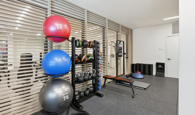 Features & Amenities